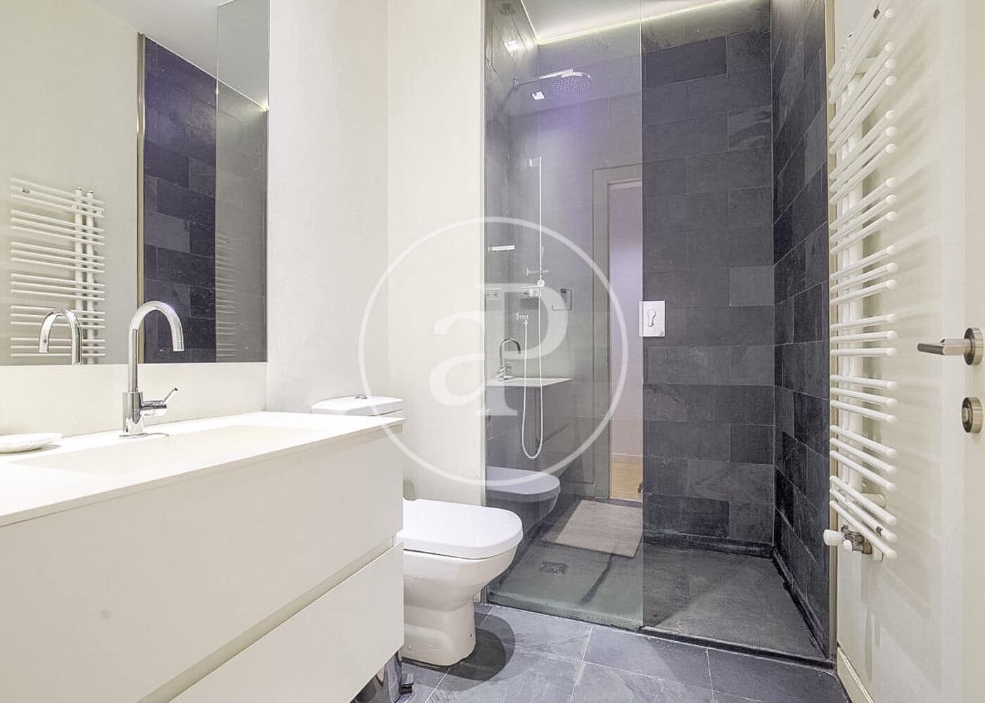 3 bedroom Apartment for rent in Madrid city - € 12,000 (Ref: 9262612)