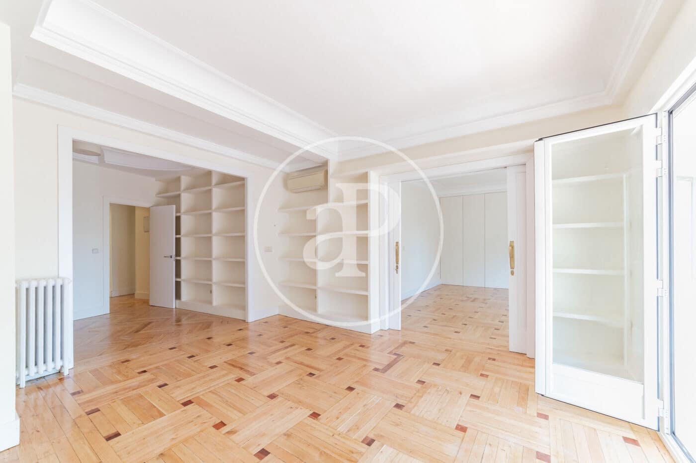 4 soveværelse Lejlighed til leje i Madrid by - € 6.000 (Ref: 9262613)