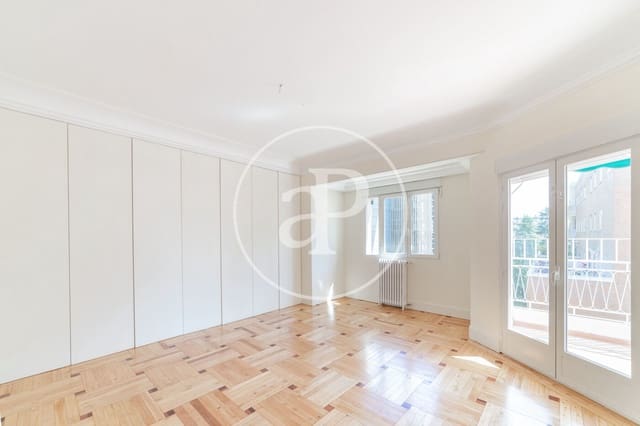 4 slaapkamer Appartement te huur in Almagro, Madrid stad - € 6.000 (Ref: 9262613)