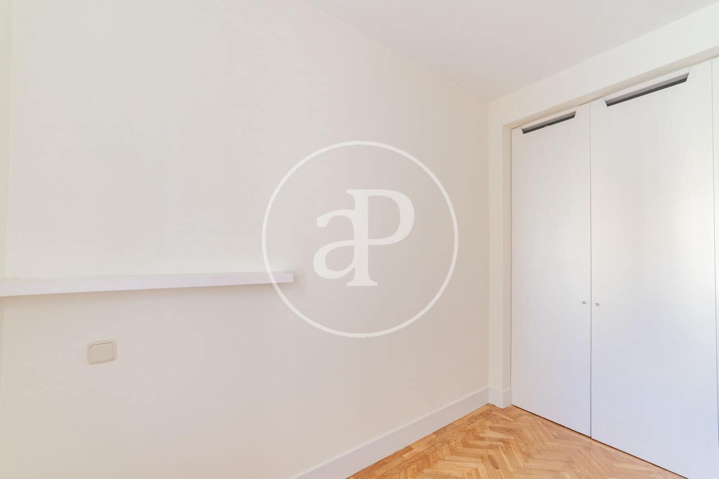 4 soveværelse Lejlighed til leje i Madrid by - € 6.000 (Ref: 9262613)