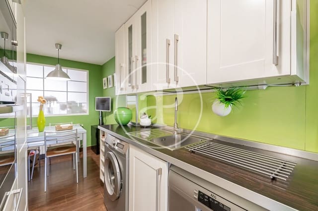 4 soveværelse Villa til salg i Pozuelo de Alarcón med swimmingpool - € 1.095.000 (Ref: 9269736)