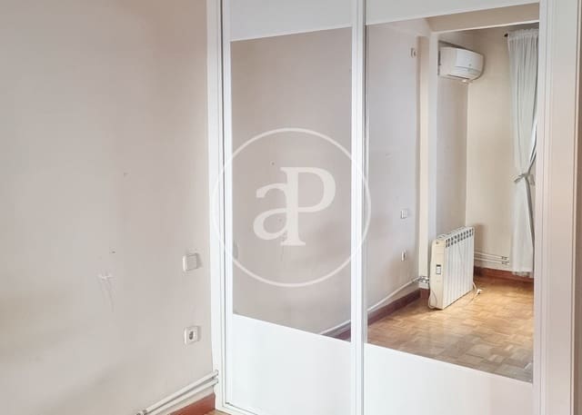 2 quarto Apartamento para arrendar em Colina, Madrid cidade - 1 400 € (Ref: 9269739)