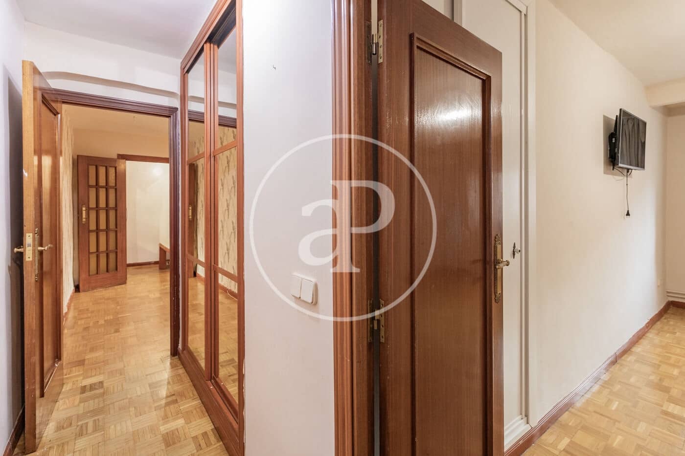 2 soveværelse Lejlighed til leje i Madrid by - € 1.350 (Ref: 9269739)