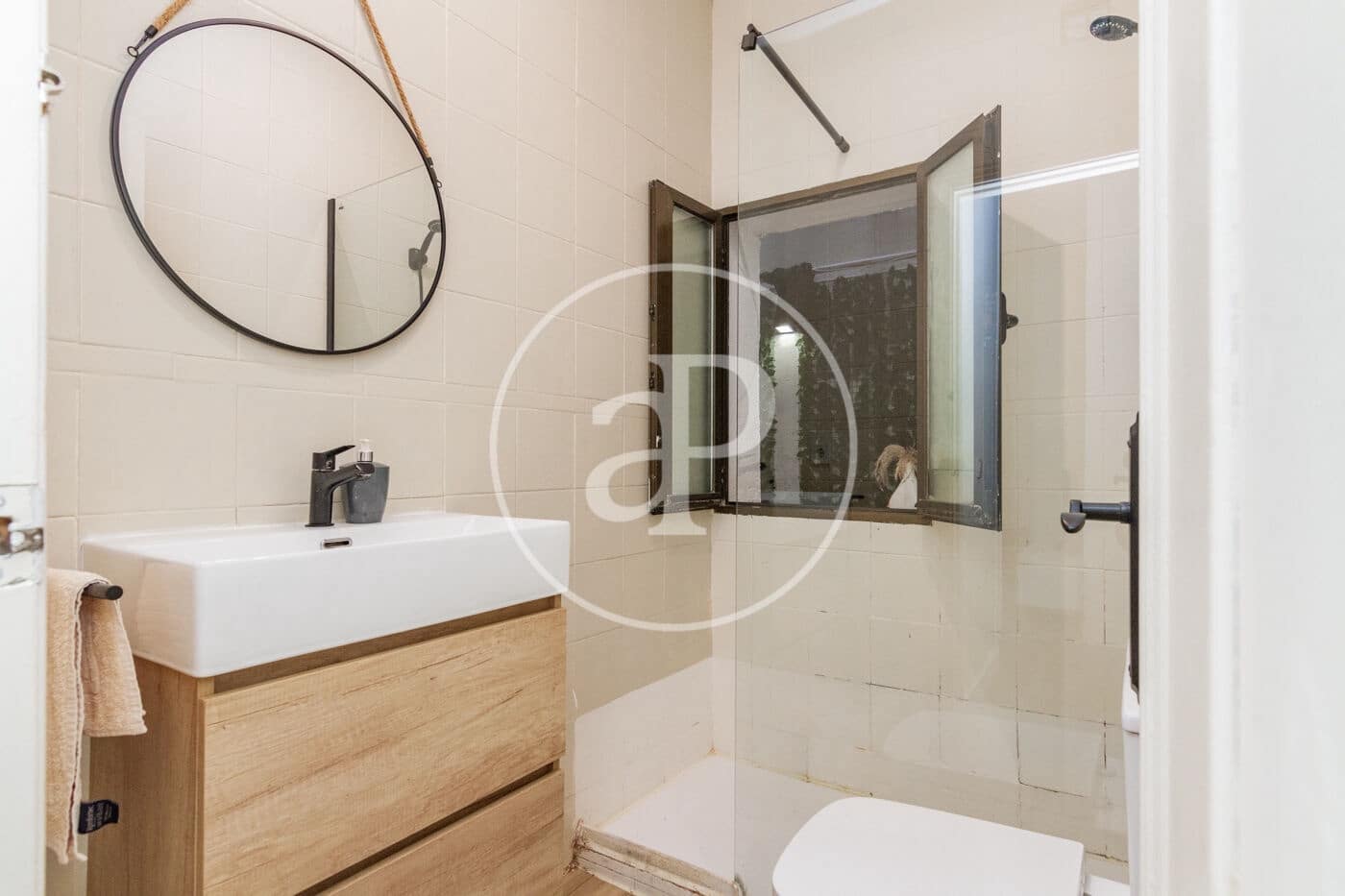 2 soveværelse Lejlighed til salg i Madrid by - € 355.000 (Ref: 9269741)