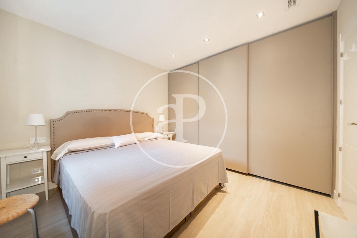 2 soveværelse Penthouse til leje i Madrid by - € 3.950 (Ref: 9269745)