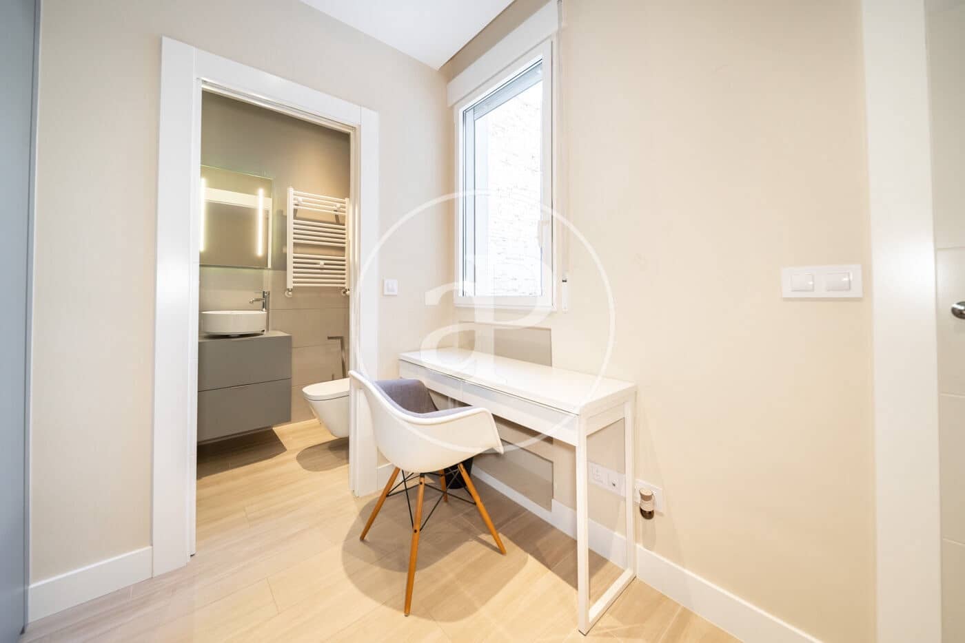 2 soveværelse Penthouse til leje i Madrid by - € 3.950 (Ref: 9269745)