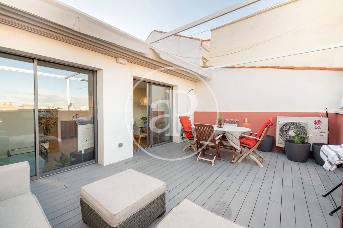 2 soveværelse Penthouse til leje i Madrid by - € 3.950 (Ref: 9269745)