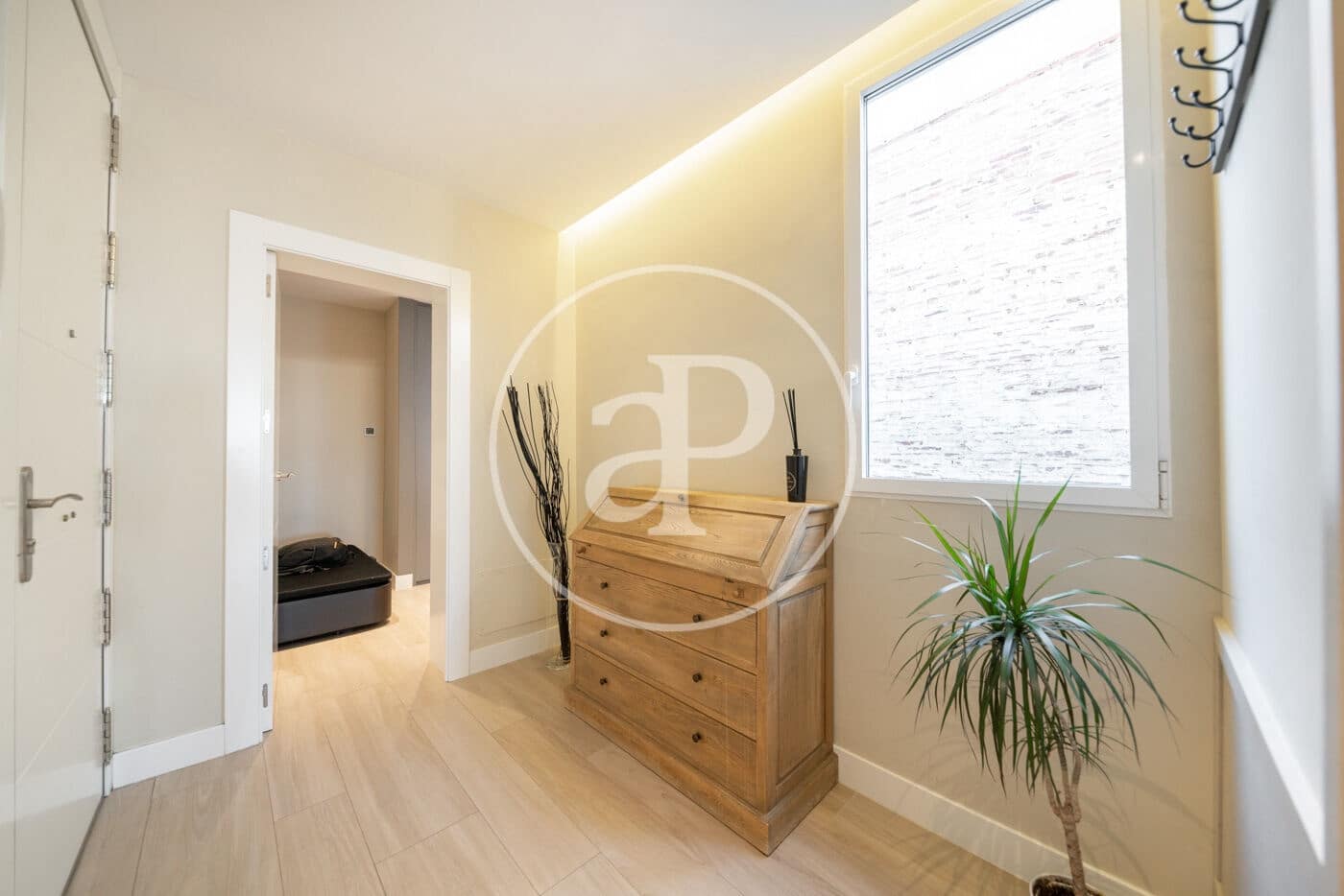2 soveværelse Penthouse til leje i Madrid by - € 3.950 (Ref: 9269745)