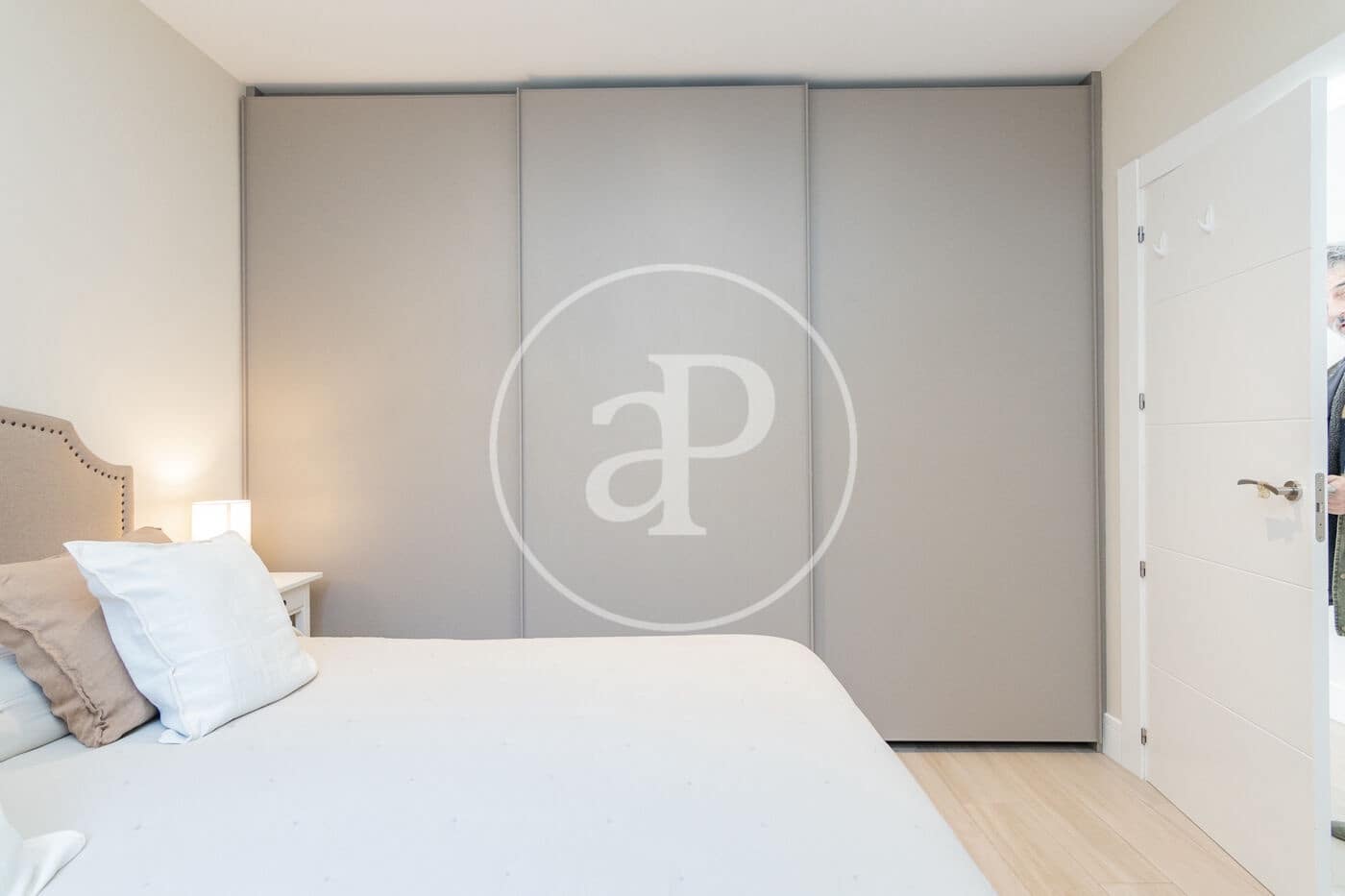 Penthouse de 2 chambres à louer à Madrid ville - 3 950 € (Ref: 9269745)