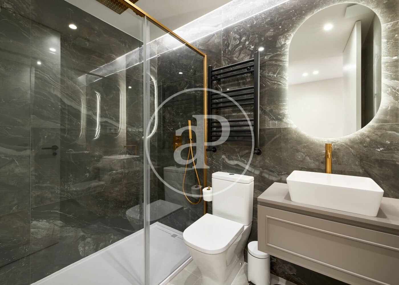 3 soveværelse Lejlighed til salg i Madrid by - € 1.709.000 (Ref: 9271469)