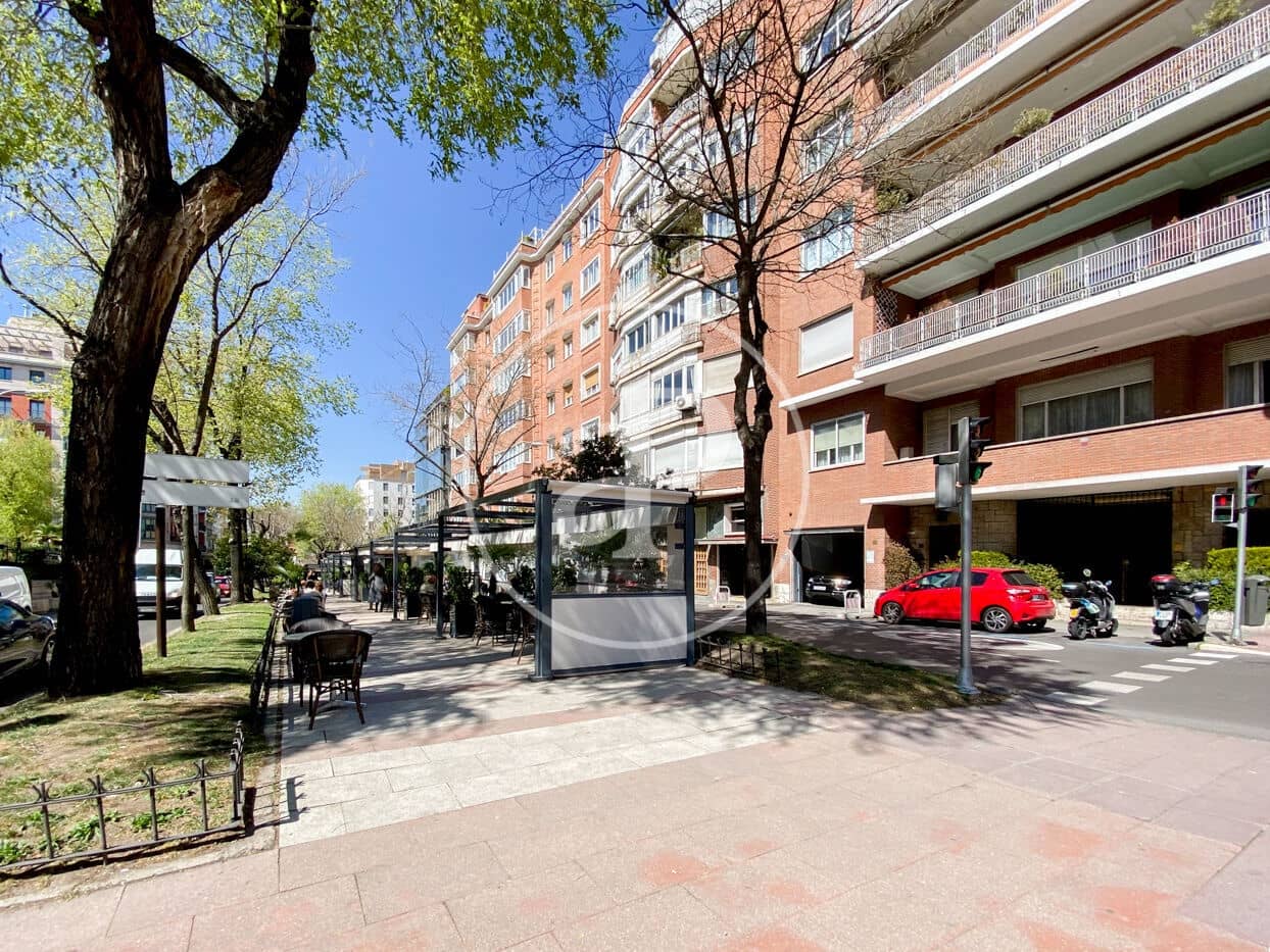 2 soveværelse Lejlighed til salg i Madrid by - € 1.309.000 (Ref: 9271470)