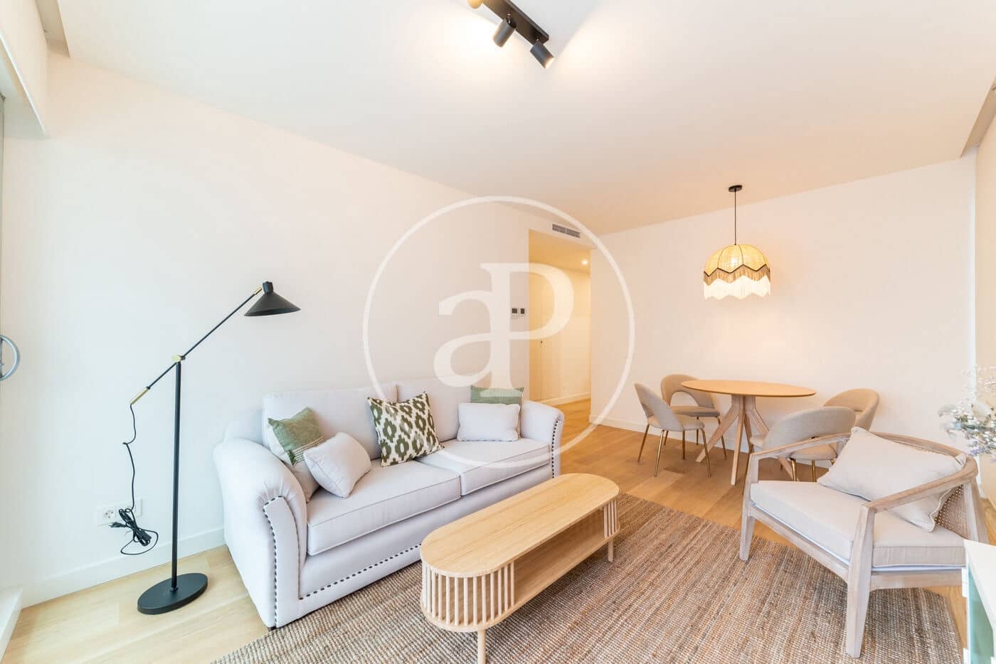 2 makuuhuone Huoneisto vuokrattavana paikassa Madrid kaupunki mukana uima-altaan - 2 350 € (Ref: 9271473)