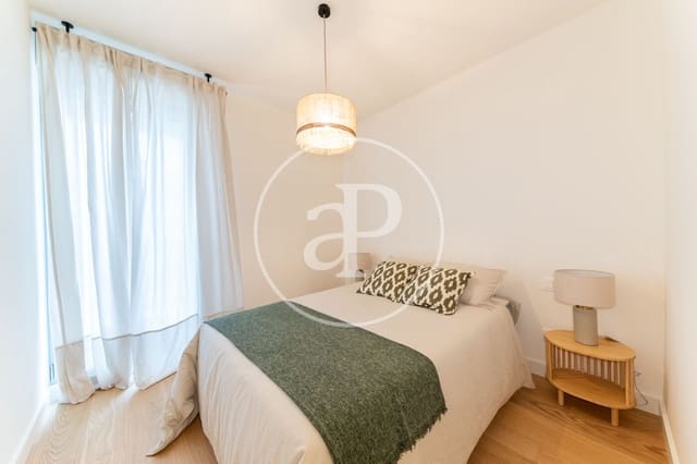 2 bedroom Apartment for rent in Acacias, Madrid city with pool - € 2,350 (Ref: 9271473)