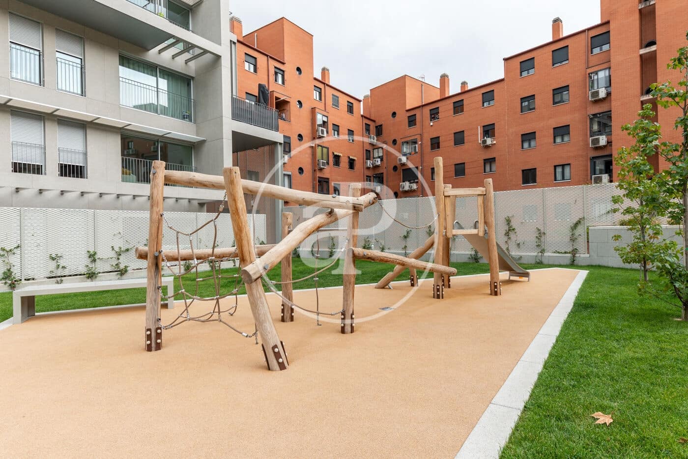 2 makuuhuone Huoneisto vuokrattavana paikassa Madrid kaupunki mukana uima-altaan - 2 350 € (Ref: 9271473)