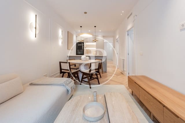 3 bedroom Apartment for sale in Rios Rosas, Madrid city - € 1,250,000 (Ref: 9272608)