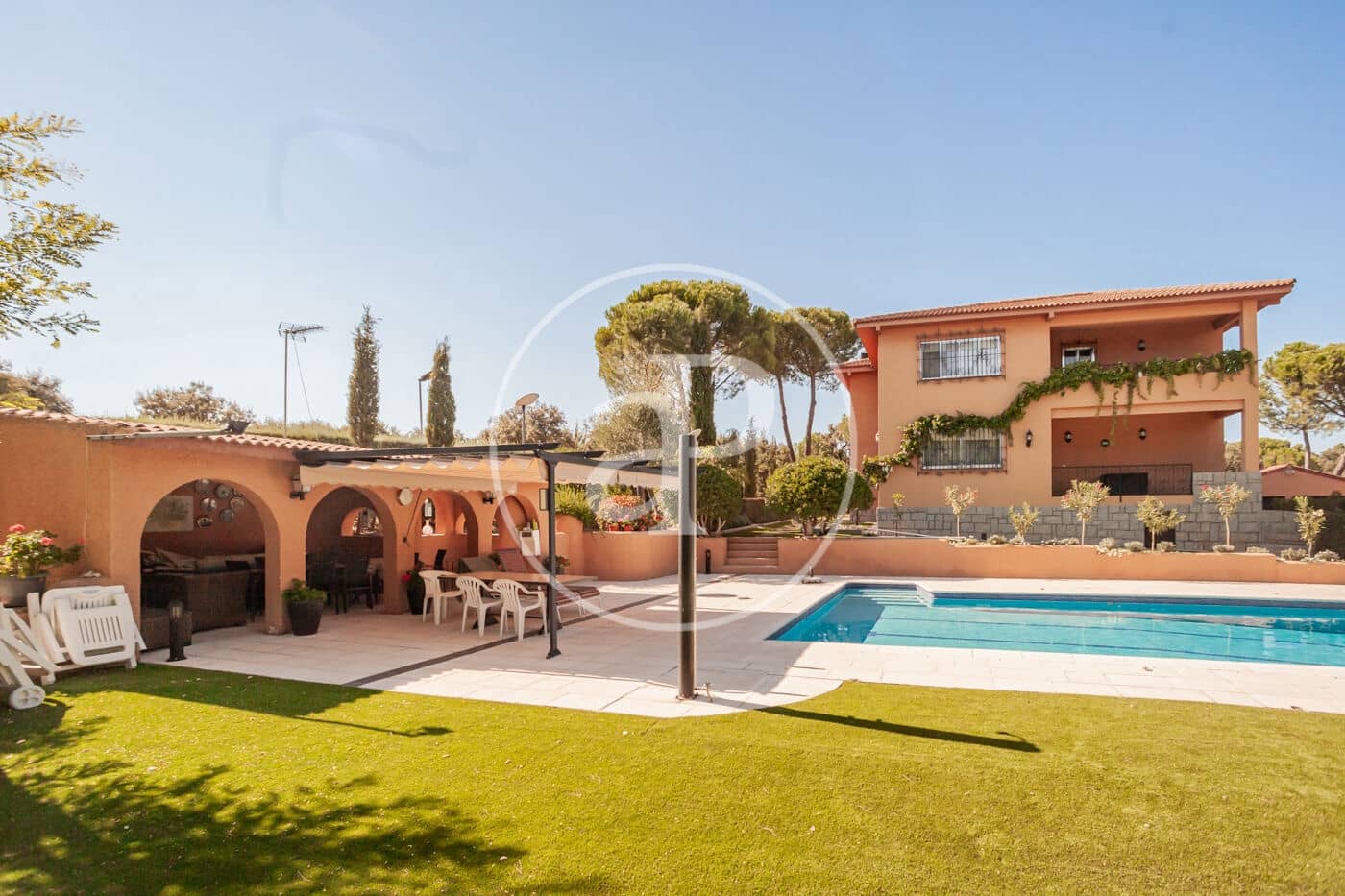 7 soveværelse Villa til salg i Villanueva de la Canada med swimmingpool - € 1.390.000 (Ref: 9276344)