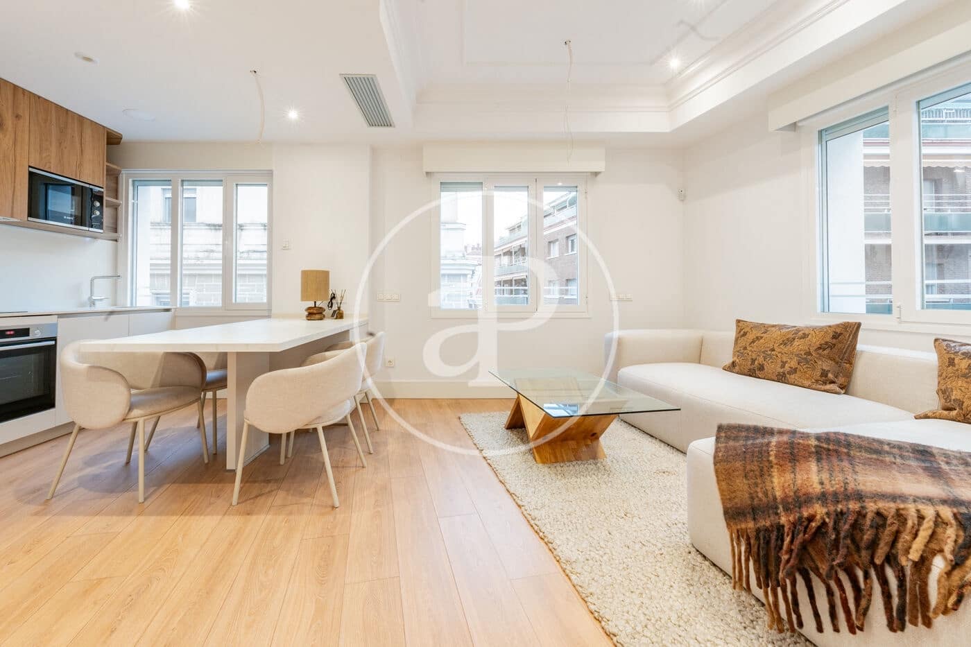 2 soveværelse Lejlighed til salg i Madrid by med swimmingpool - € 1.145.000 (Ref: 9276345)