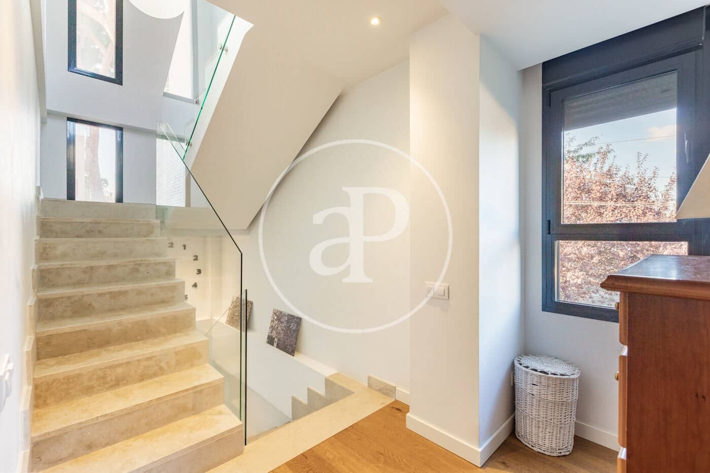 5 soveværelse Villa til salg i Madrid by med swimmingpool - € 1.490.000 (Ref: 9282221)