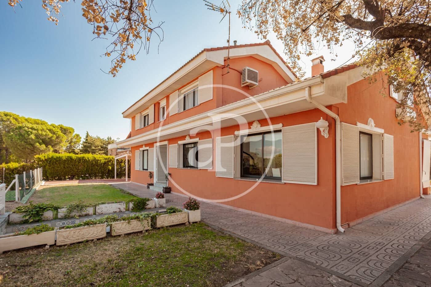 6 soverom Villa til salgs i Las Rozas de Madrid med svømmebasseng - € 2 220 000 (Ref: 9285230)