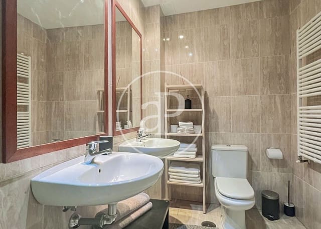 3 bedroom Apartment for sale in Castillejos, Madrid city - € 895,000 (Ref: 9285233)