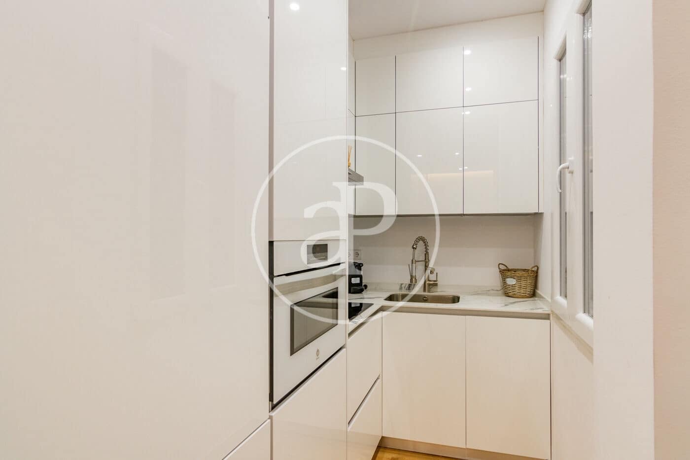 2 bedroom Apartment for rent in Madrid city - € 2,098 (Ref: 9285234)