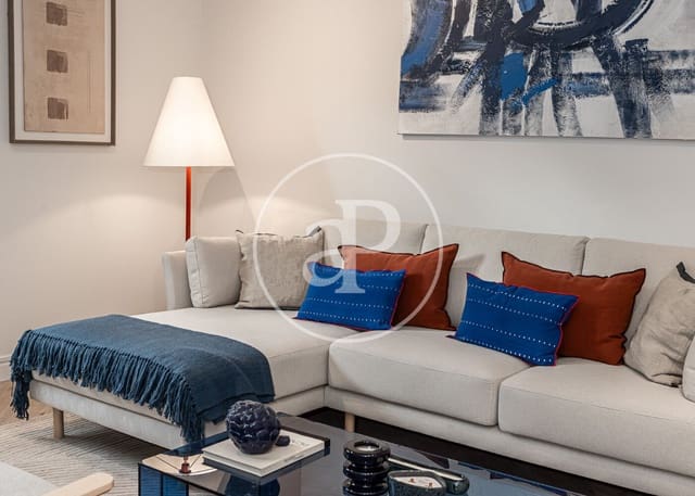 3 soveværelse Lejlighed til salg i Cortes, Madrid by - € 1.150.000 (Ref: 9287731)