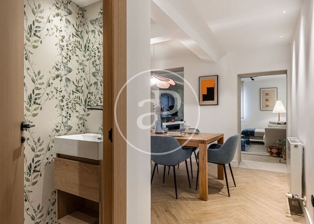 3 soveværelse Lejlighed til salg i Cortes, Madrid by - € 1.150.000 (Ref: 9287731)