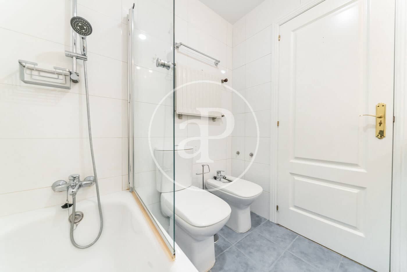 2 bedroom Apartment for rent in Madrid city with pool garage - € 2,800 (Ref: 9287735)