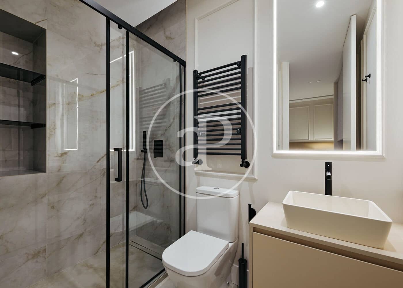 3 makuuhuone Huoneisto myytävänä paikassa Madrid kaupunki - 2 309 000 € (Ref: 9291568)