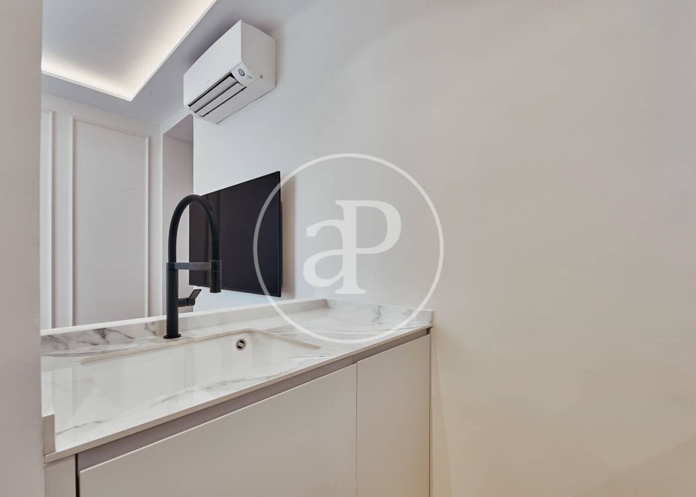 2 soveværelse Lejlighed til salg i Madrid by - € 719.000 (Ref: 9291575)