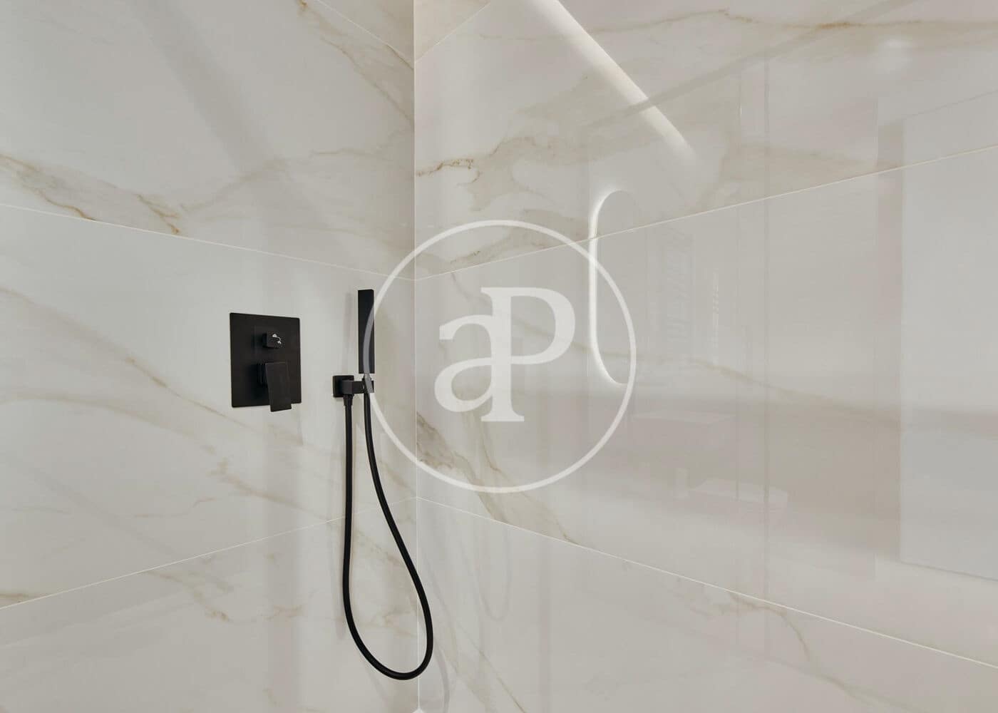 2 soveværelse Lejlighed til salg i Madrid by - € 719.000 (Ref: 9291575)