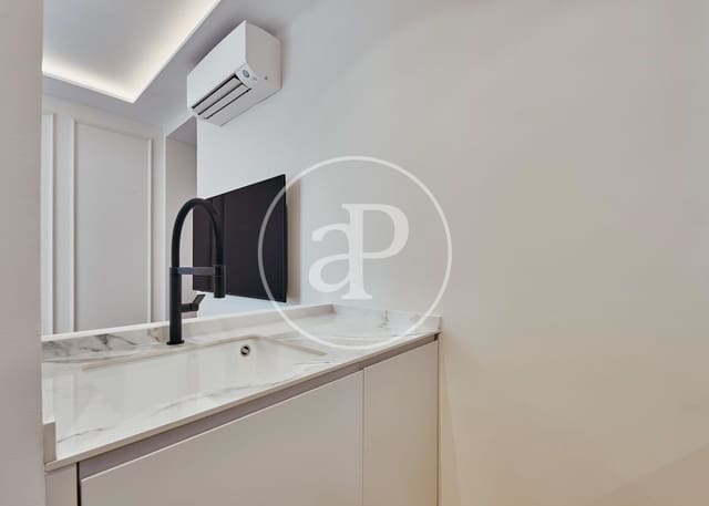 2 soverom Leilighet til salgs i Goya, Madrid by - € 719 000 (Ref: 9291575)