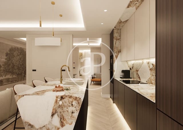 3 bedroom Apartment for sale in Universidad, Madrid city - € 1,459,000 (Ref: 9291584)