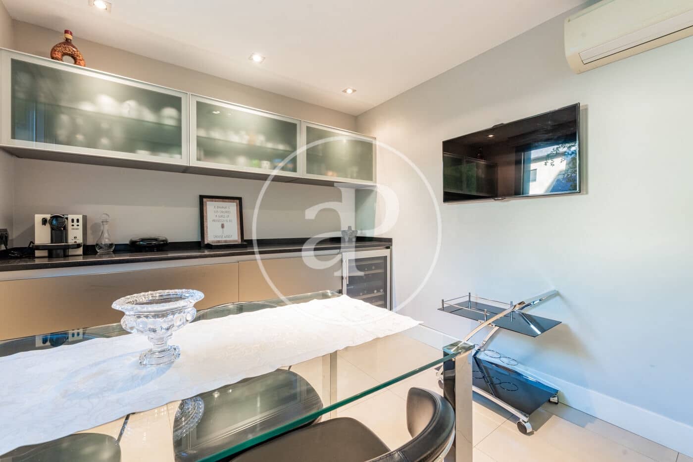 5 soveværelse Villa til salg i Madrid by med swimmingpool - € 2.800.000 (Ref: 9291601)