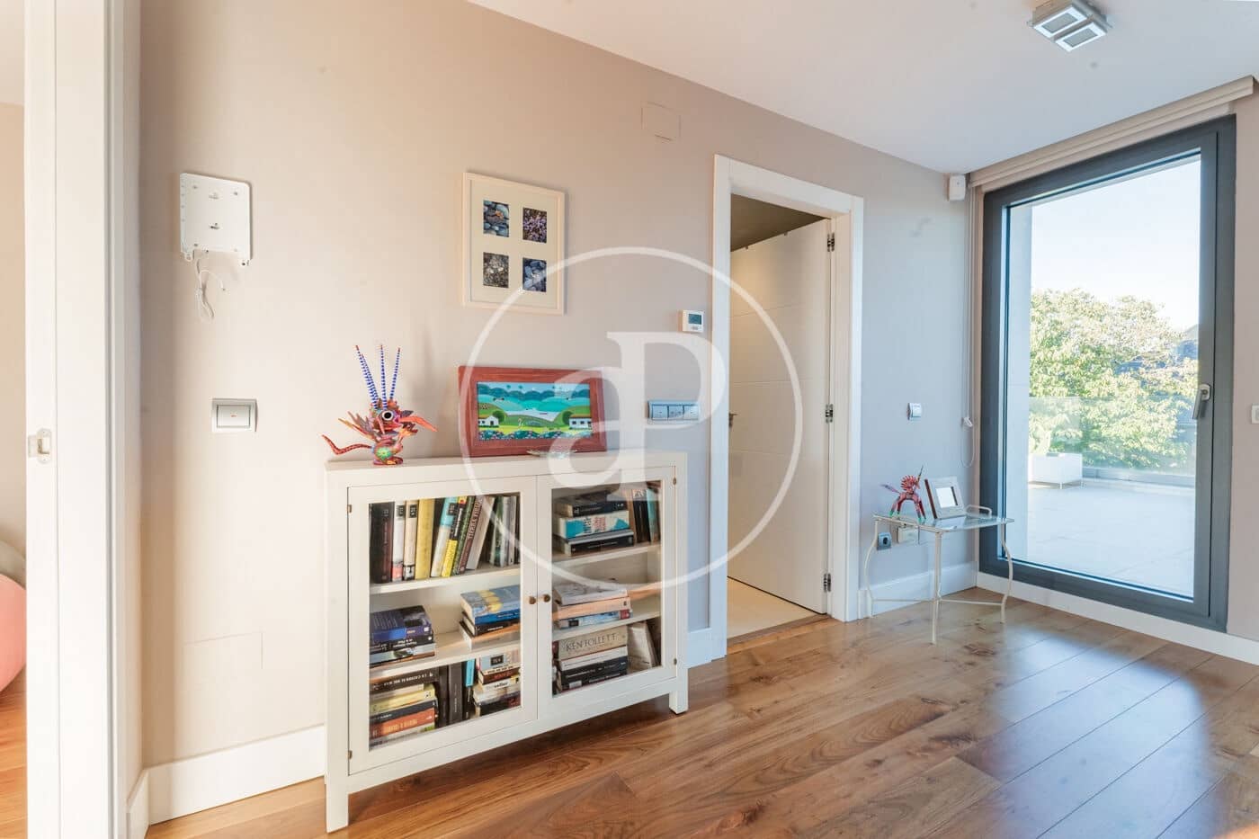 5 soveværelse Villa til salg i Madrid by med swimmingpool - € 2.800.000 (Ref: 9291601)