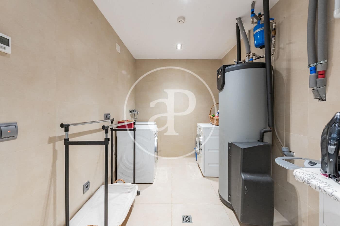 5 soveværelse Villa til salg i Madrid by med swimmingpool - € 2.800.000 (Ref: 9291601)