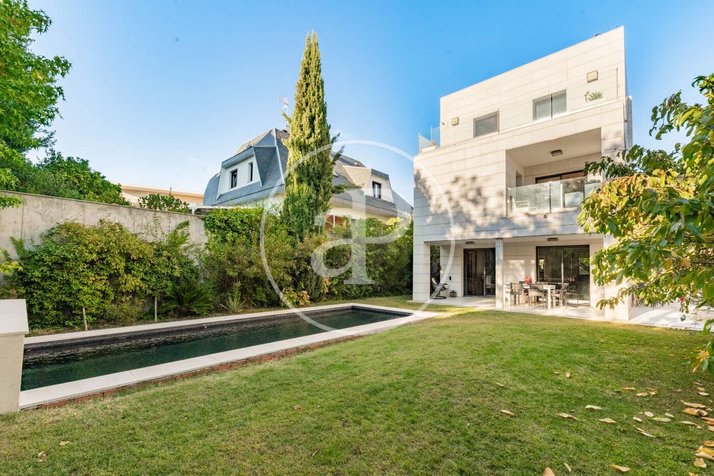 5 soveværelse Villa til salg i Madrid by med swimmingpool - € 2.800.000 (Ref: 9291601)