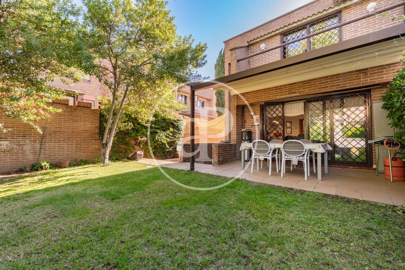 4 quarto Moradia para venda em La Moraleja com piscina - 1 650 000 € (Ref: 9291603)