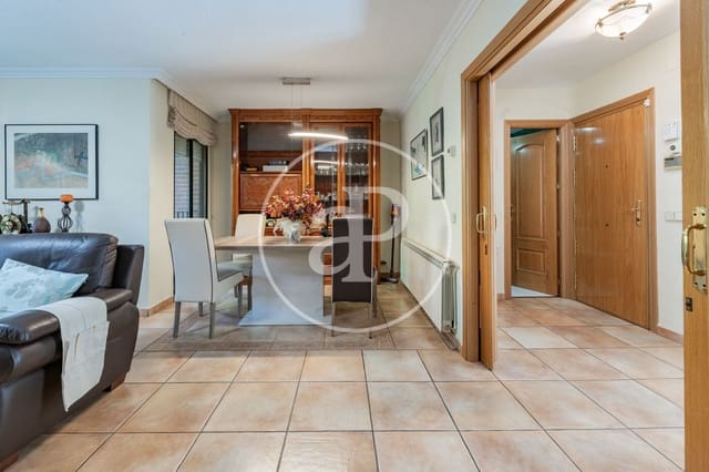 4 soveværelse Villa til salg i La Moraleja, Alcobendas med swimmingpool - € 1.650.000 (Ref: 9291603)