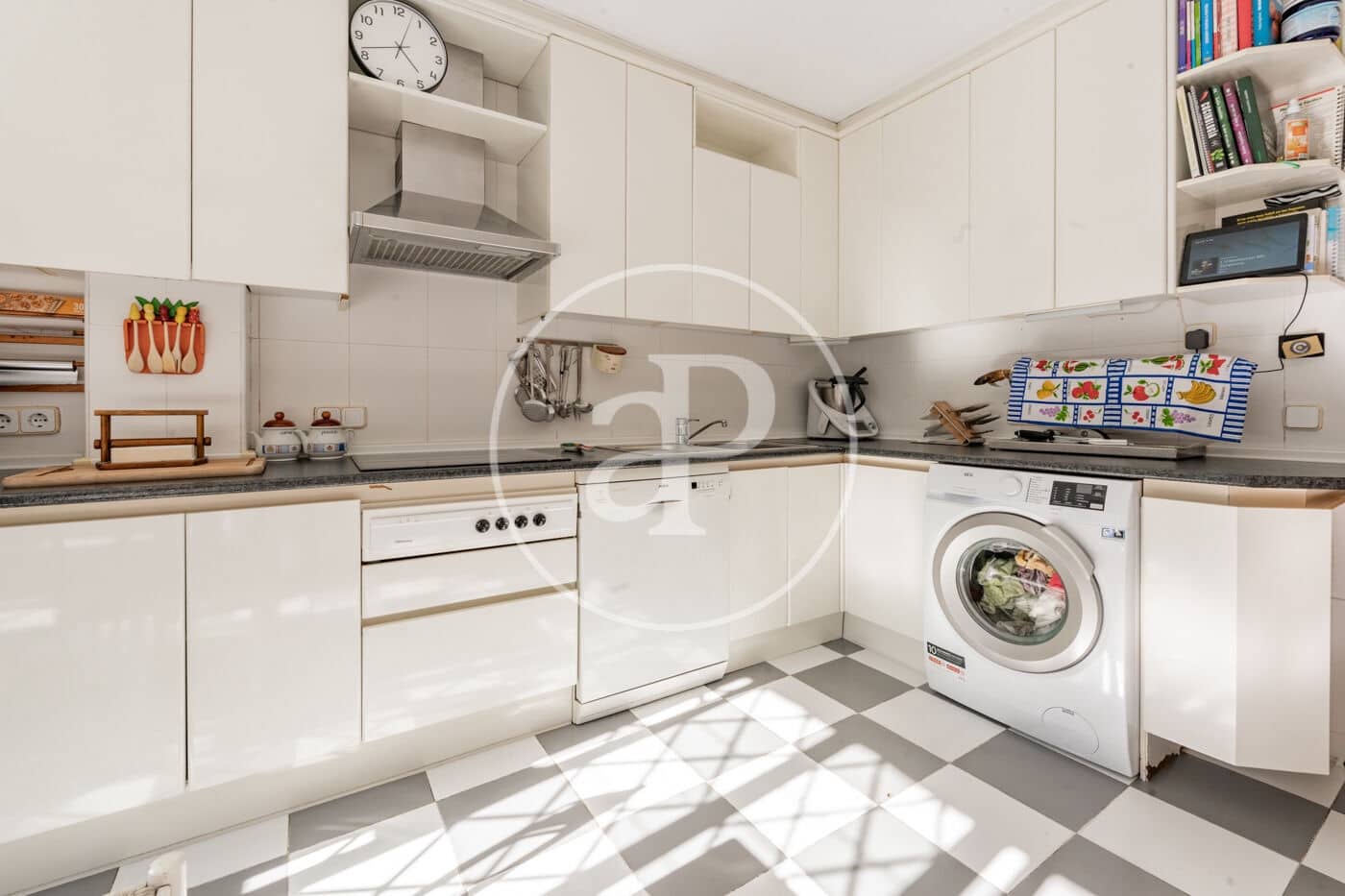 4 quarto Moradia para venda em La Moraleja com piscina - 1 650 000 € (Ref: 9291603)