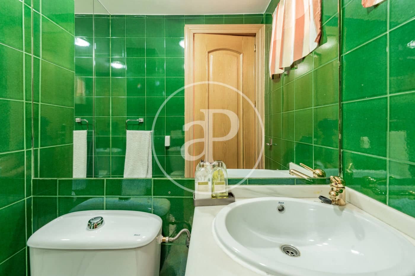 4 quarto Moradia para venda em La Moraleja com piscina - 1 650 000 € (Ref: 9291603)