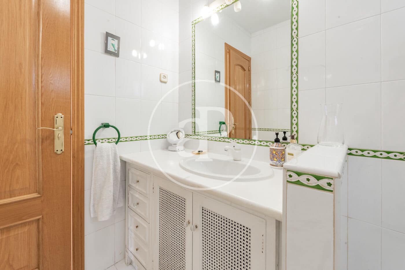 4 quarto Moradia para venda em La Moraleja com piscina - 1 650 000 € (Ref: 9291603)