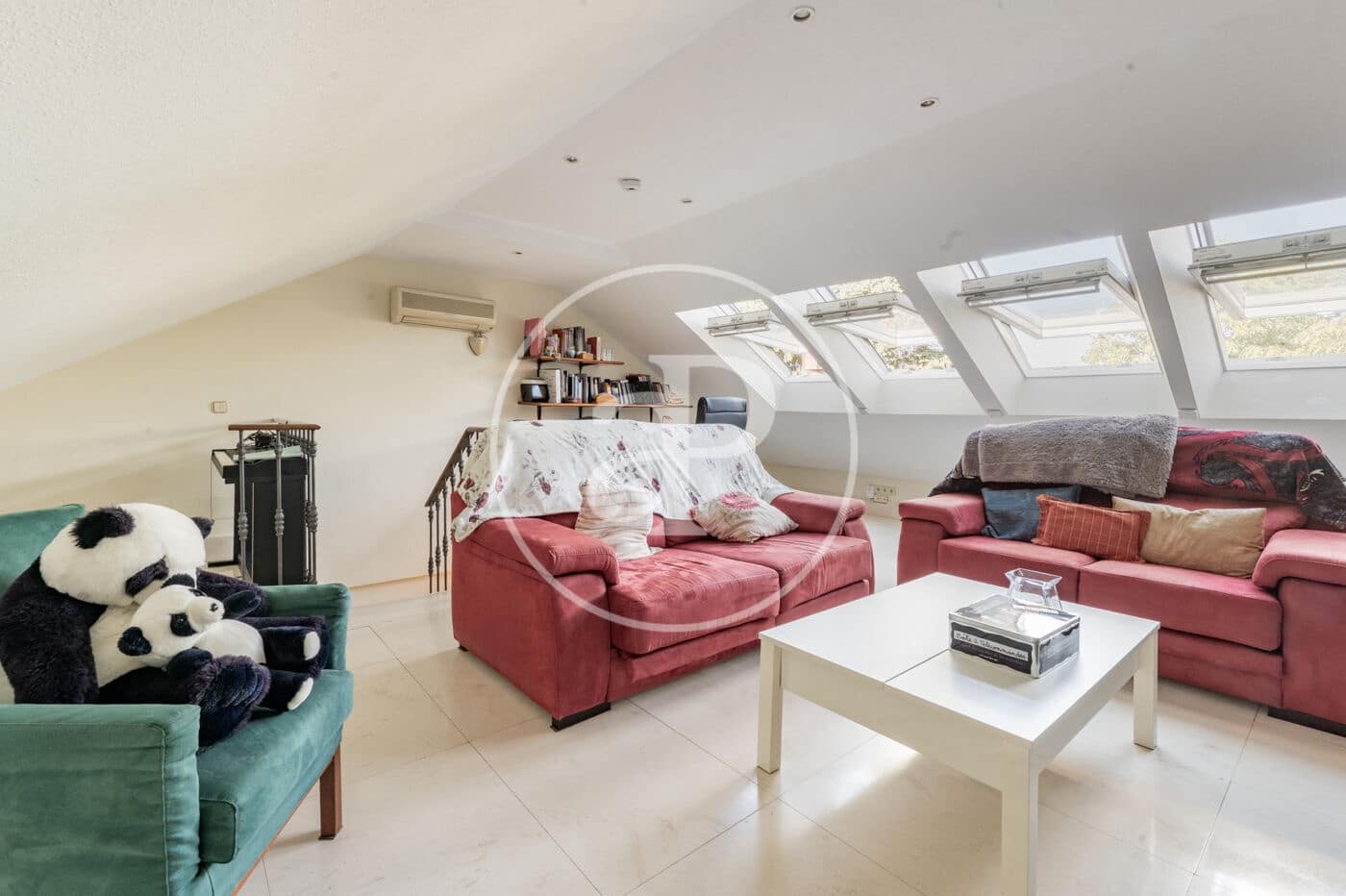 4 quarto Moradia para venda em La Moraleja com piscina - 1 650 000 € (Ref: 9291603)