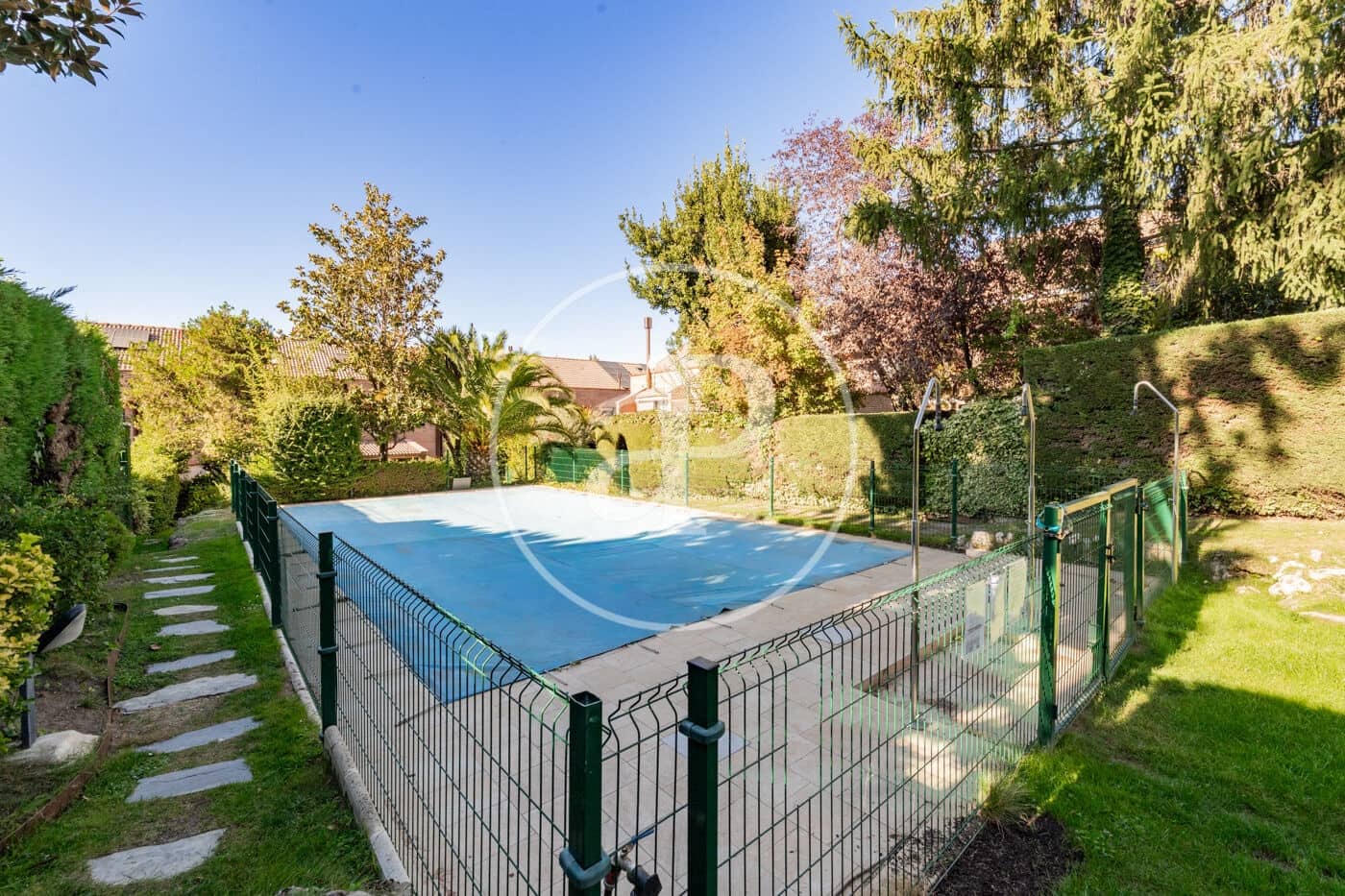 4 quarto Moradia para venda em La Moraleja com piscina - 1 650 000 € (Ref: 9291603)