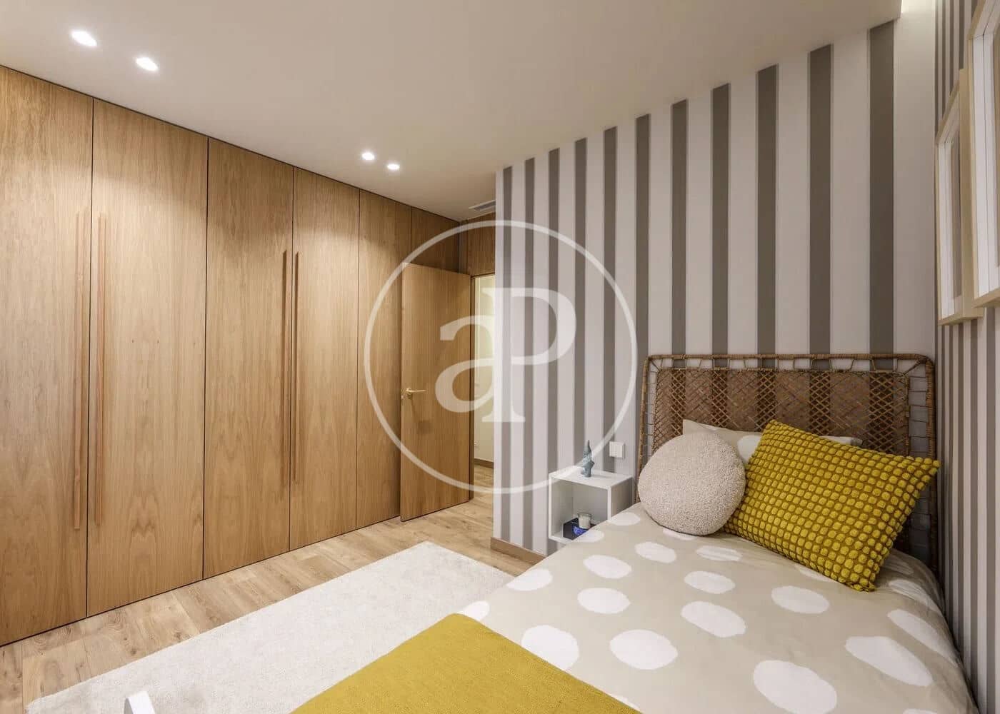 3 soveværelse Lejlighed til leje i Madrid by med garage - € 3.500 (Ref: 9291606)