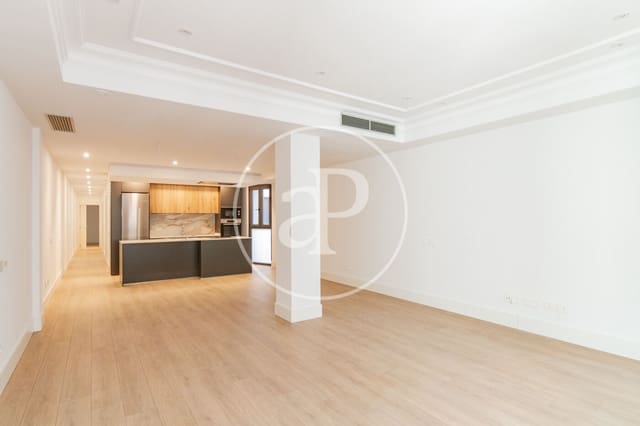 3 bedroom Apartment for rent in Argüelles, Madrid city - € 3,500 (Ref: 9291608)