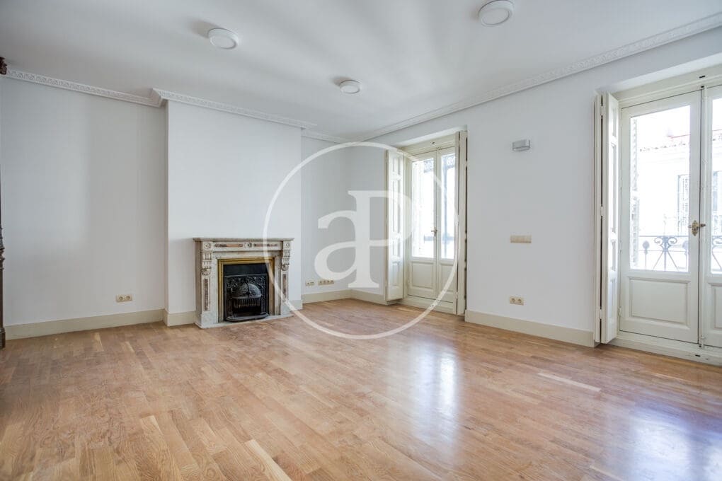 2 sypialnia Apartament do wynajęcia w Miasto Madryt - 2 950 € (Ref: 9294557)