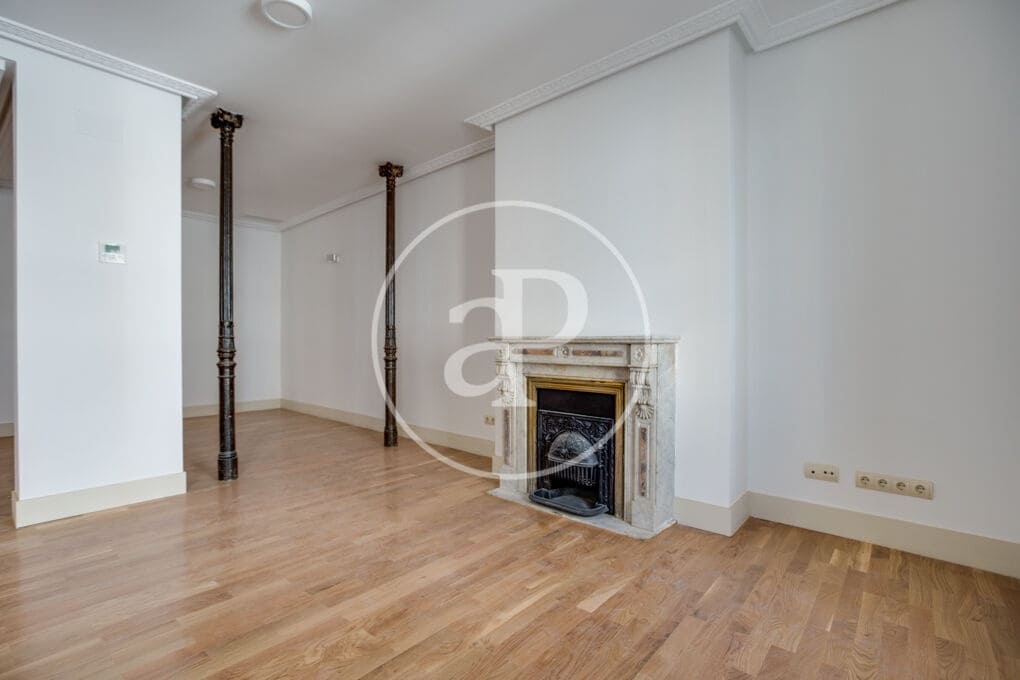 2 sypialnia Apartament do wynajęcia w Miasto Madryt - 2 950 € (Ref: 9294557)