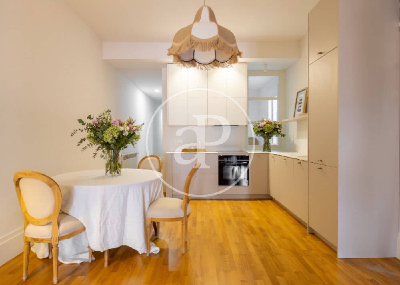 3 soveværelse Lejlighed til salg i Madrid by - € 1.750.000 (Ref: 9294560)