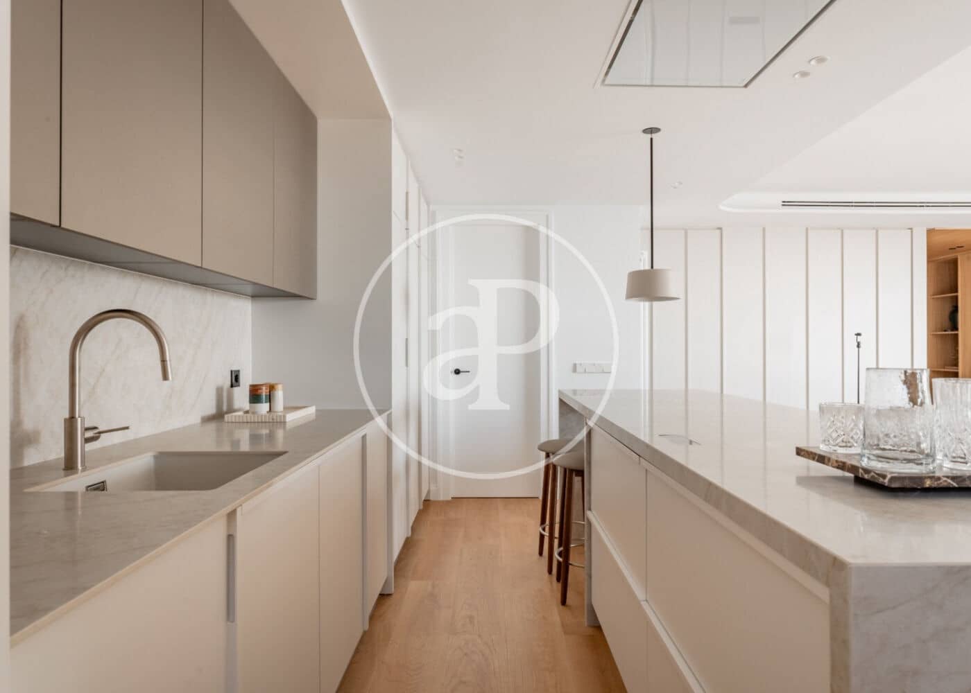 3 bedroom Penthouse for sale in Madrid city - € 5,500,000 (Ref: 9294562)